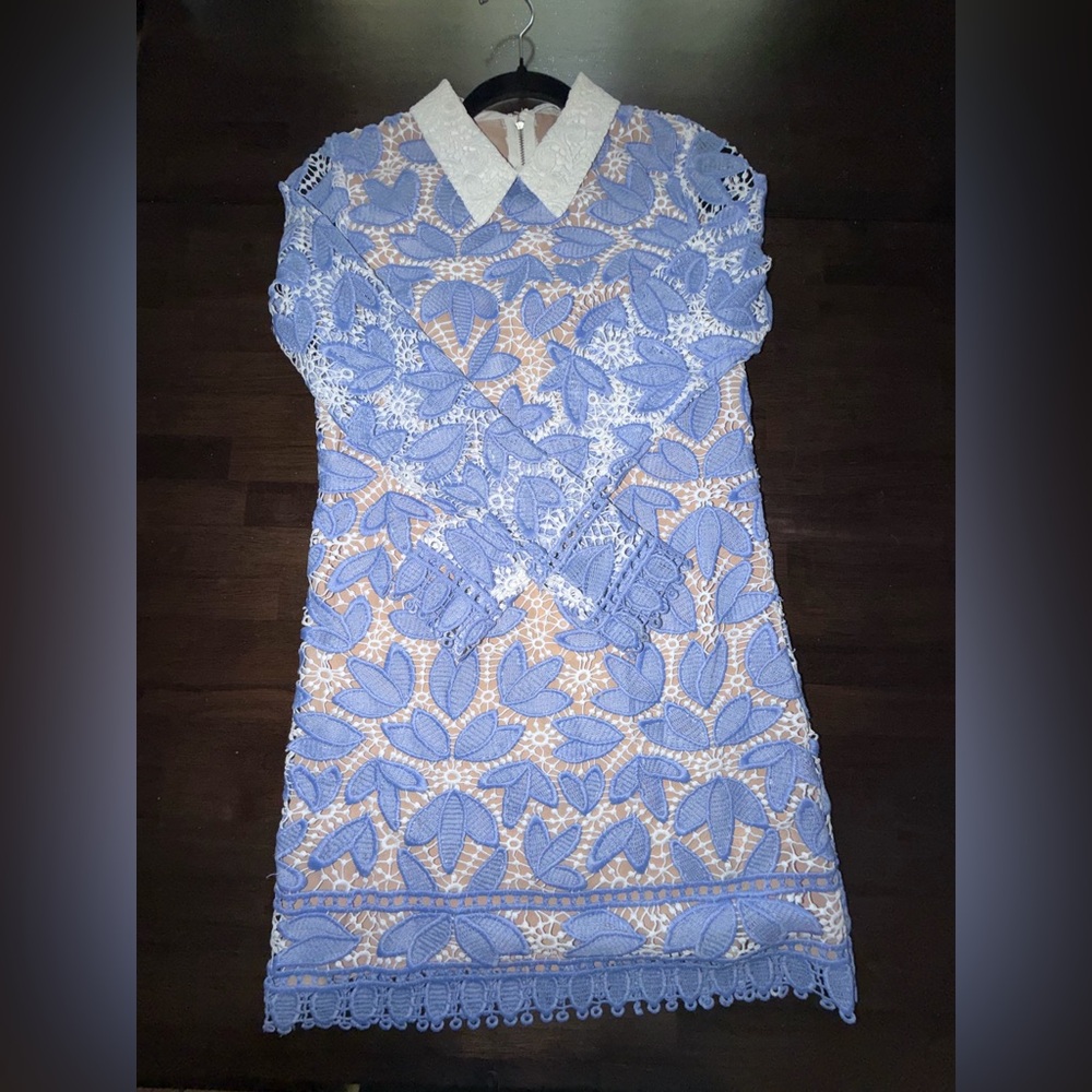 🌸 Endless Rose Lace Overlay Mini Dress XS | Blue & White | Spring Easter EUC - Picture 4 of 7